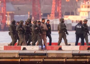 Authorities arrest special forces soldier who allegedly made $400K on Polymarket bet involving Maduro operation