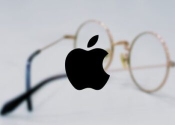 Apple’s upcoming smart glasses could allow controls with hand gestures